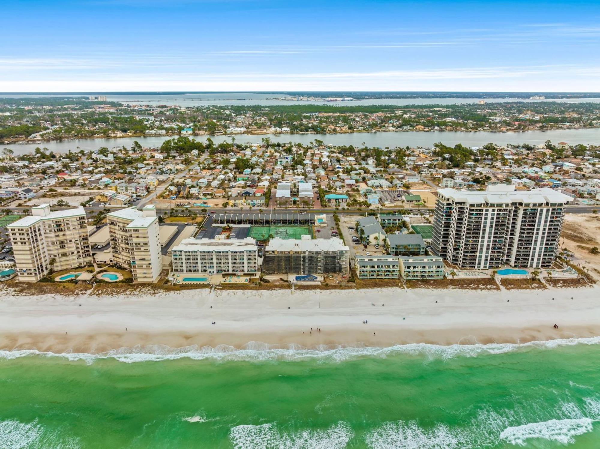 Crescent Moon Palace - A Luxury Home With Pool, Parking, Just Steps To The Beach Panama City Beach Exterior photo